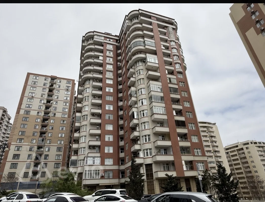 3 otaqlı mənzil, 107 m², İsmayıl bəy Qutqaşınlı 66 — Mənzil, Bakı (2)