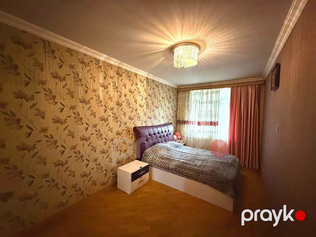 Satılır 4 otaqlı köhnə tikili 100 m² — Mənzil, Bakı (9)