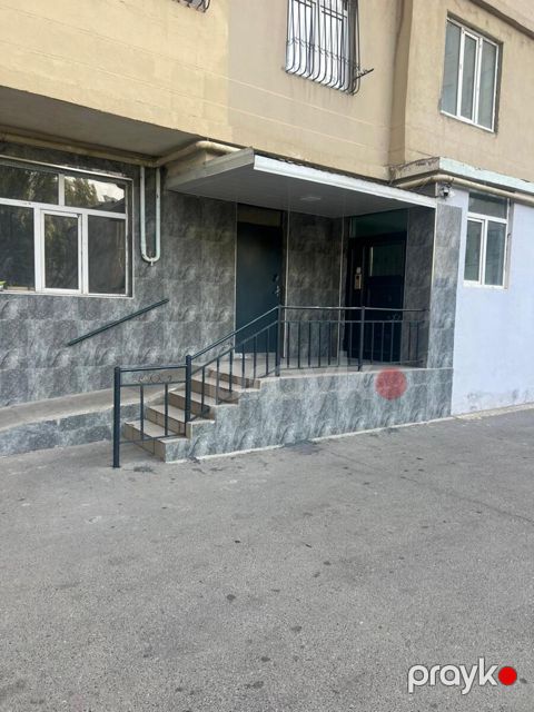 Satılır obyekt 289.3 m² — Bakı