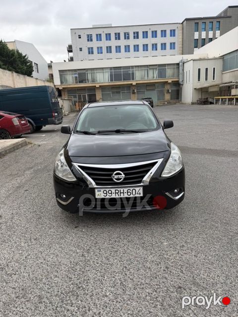 Nissan Versa, 1.6 L, 2014 il, 285 000 km — Bakı