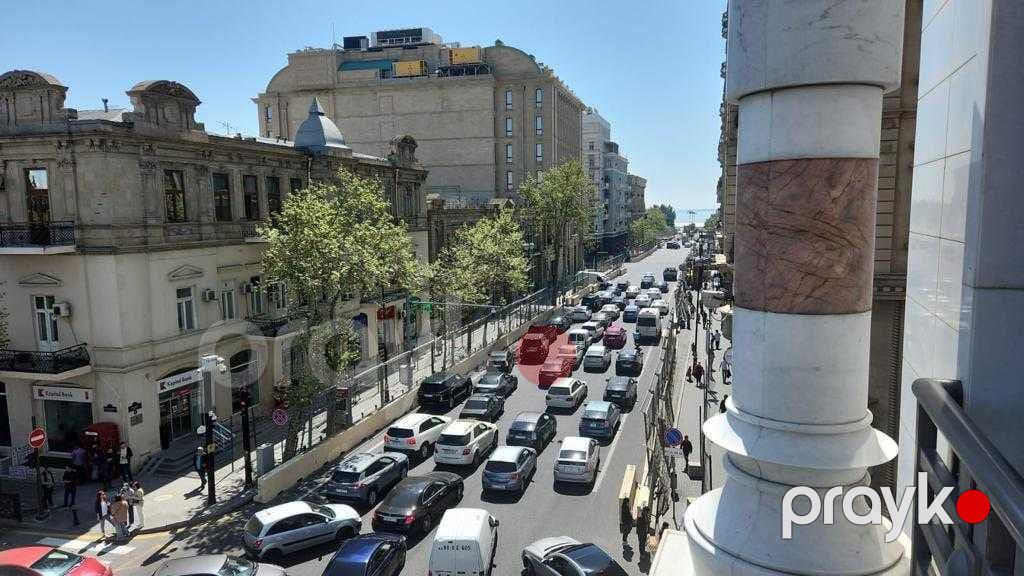 5 otaqlı mənzil, 260 m², Üzeyir Hacıbəyli küçəsi, 27r — Mənzil, Bakı (2)