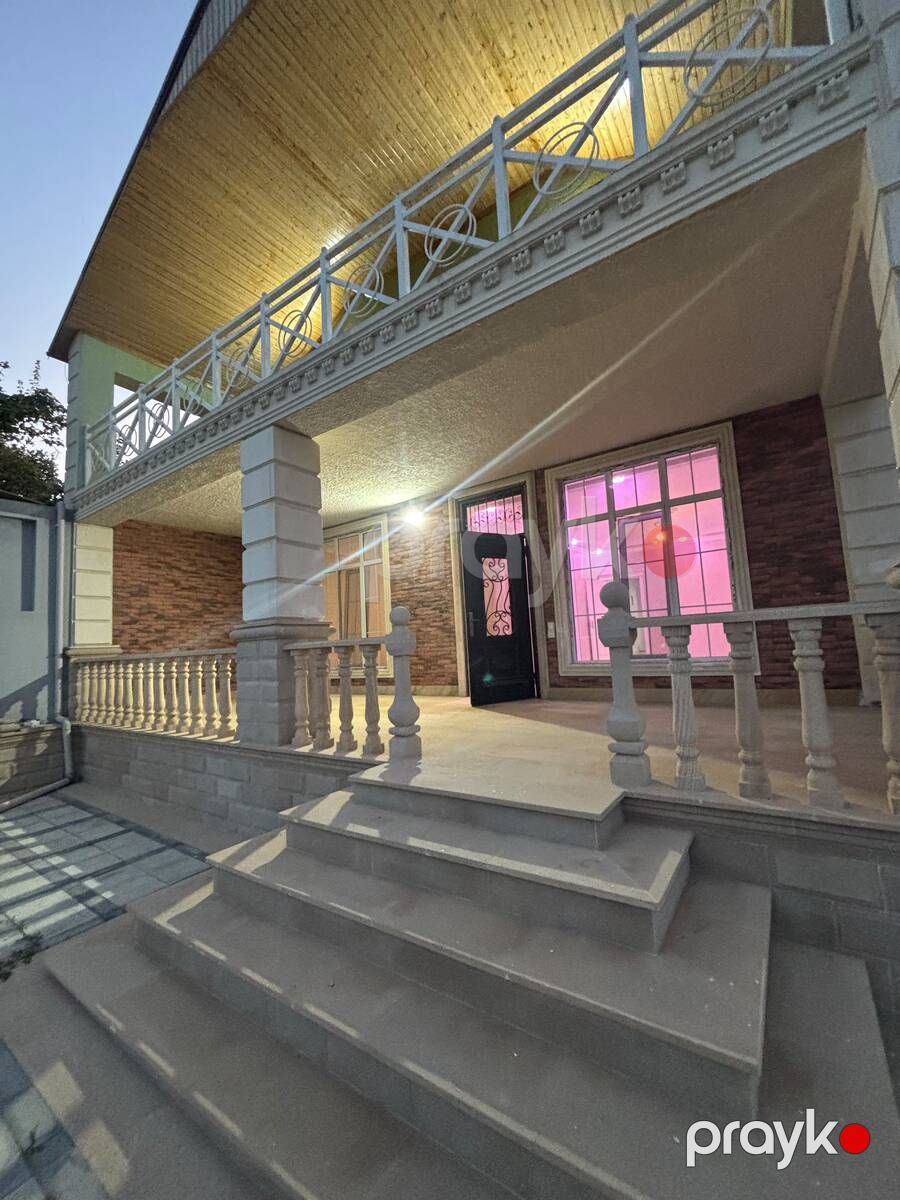 Satılır 5 otaqlı həyət evi/bağ evi 650 m² — Ev, villa, Bakı (3)