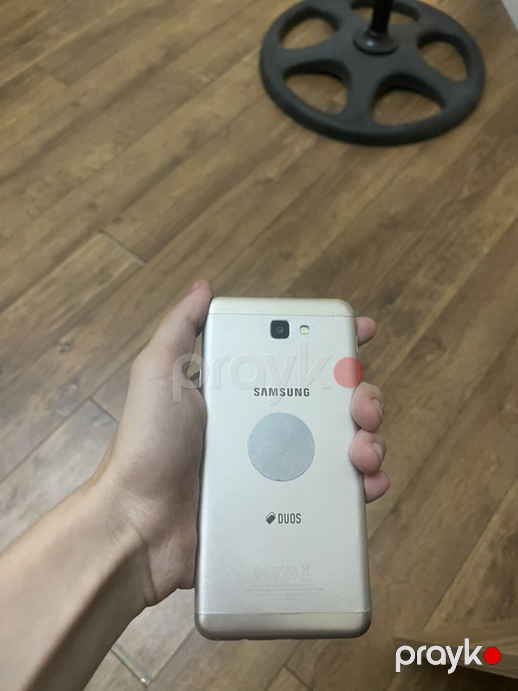 Samsung Galaxy J7, rəng - Qızılı, İki sim kartlı — Samsung, Bakı (3)