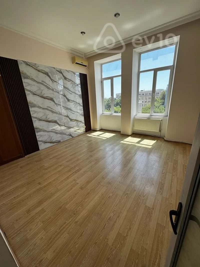 Obyekt, 140 m², Rəsul Rza küçəsi — kirayə — Əmlak, Bakı (3)