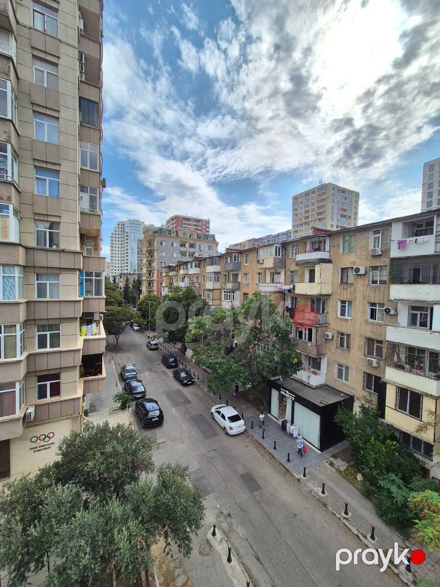 Satılır 1 otaqlı köhnə tikili 35 m² — Mənzil, Bakı (6)