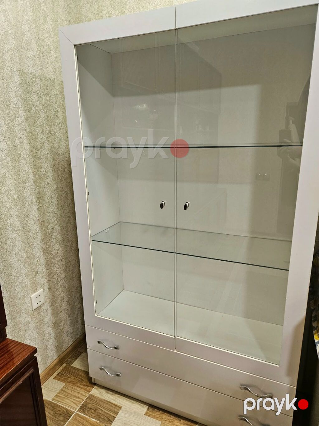 Ağ rəngli şüşə vitrİN şkafı - İki model: geniş və ensiz variant. - Ön — Şkaflar, Bakı (3)