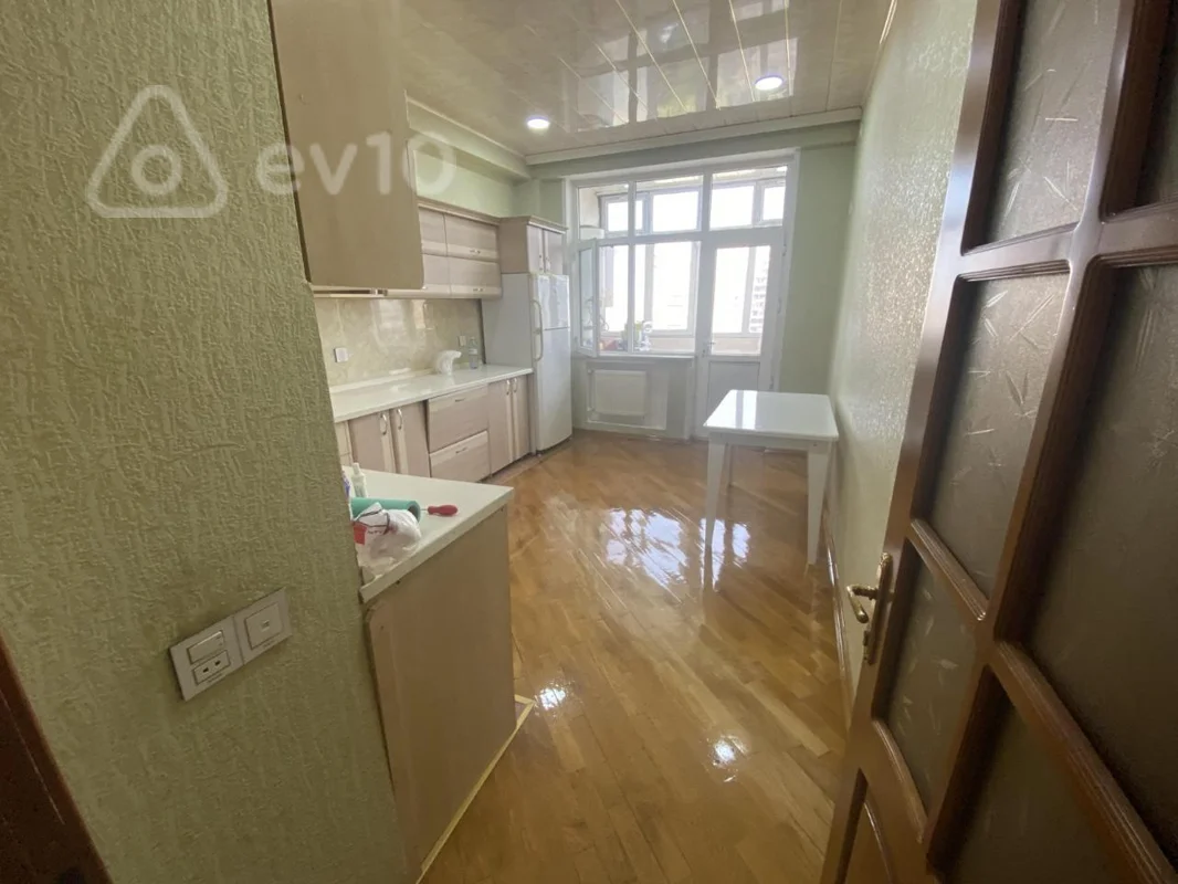 3 otaqlı mənzil, 146 m², 9 cu mkr — Mənzil, Bakı (10)