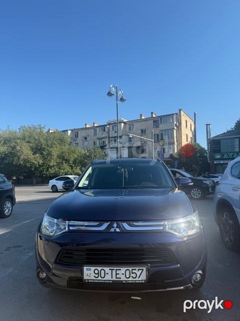 Mitsubishi Outlander, 2.4 L, 2014 il, 126 800 km