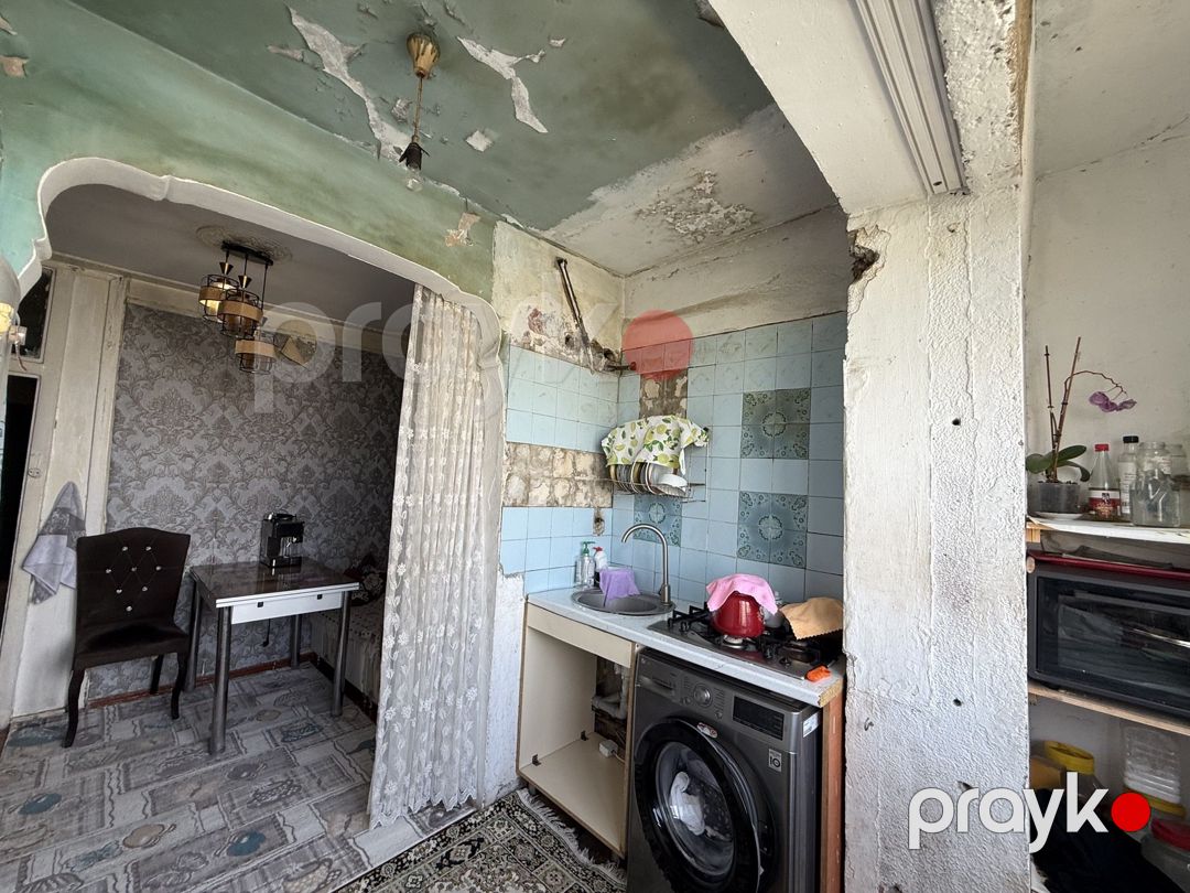 Satılır 2 otaqlı köhnə tikili 60 m² — Mənzil, Bakı (7)