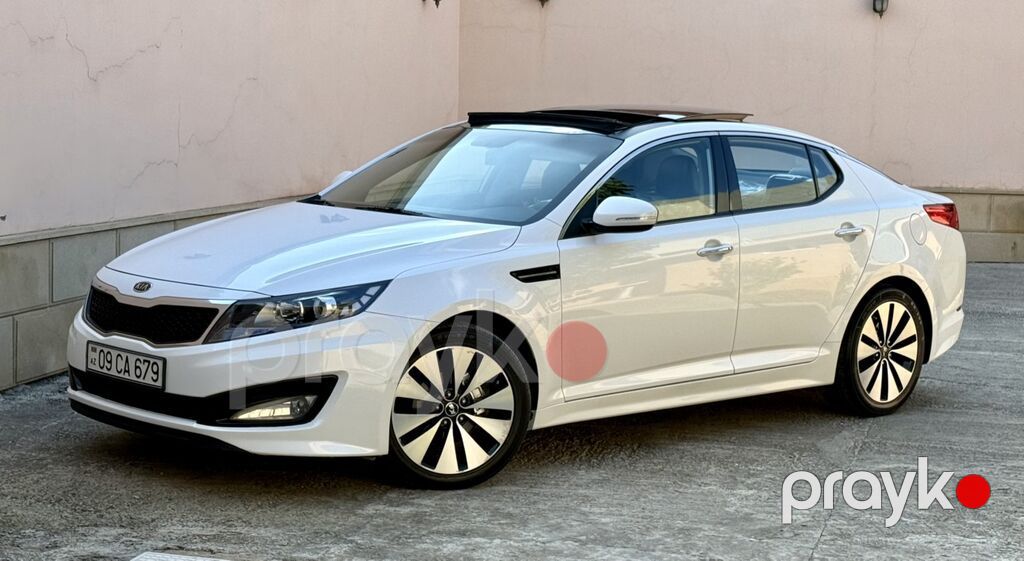 Kia Optima – ağ rəngli sedan Xarici xüsusiyyətlər: - Şık ağ kuzov — Avtomobillər, Gəncə (4)