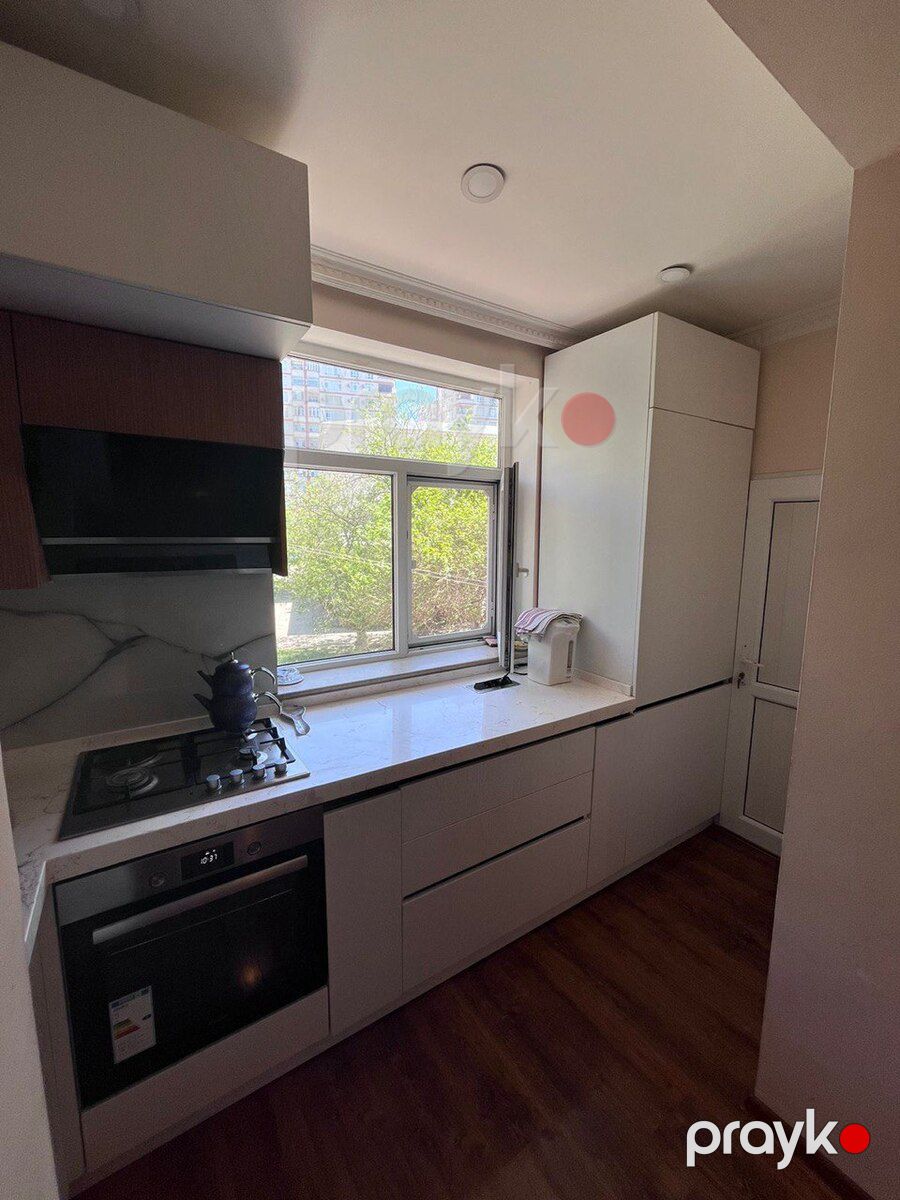 Satılır 3 otaqlı köhnə tikili 110 m² — Mənzil, Bakı (3)