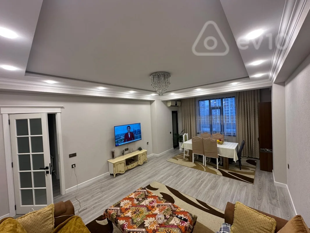 3 otaqlı mənzil, 125 m², Əliyar Əliyev — kirayə — Bakı