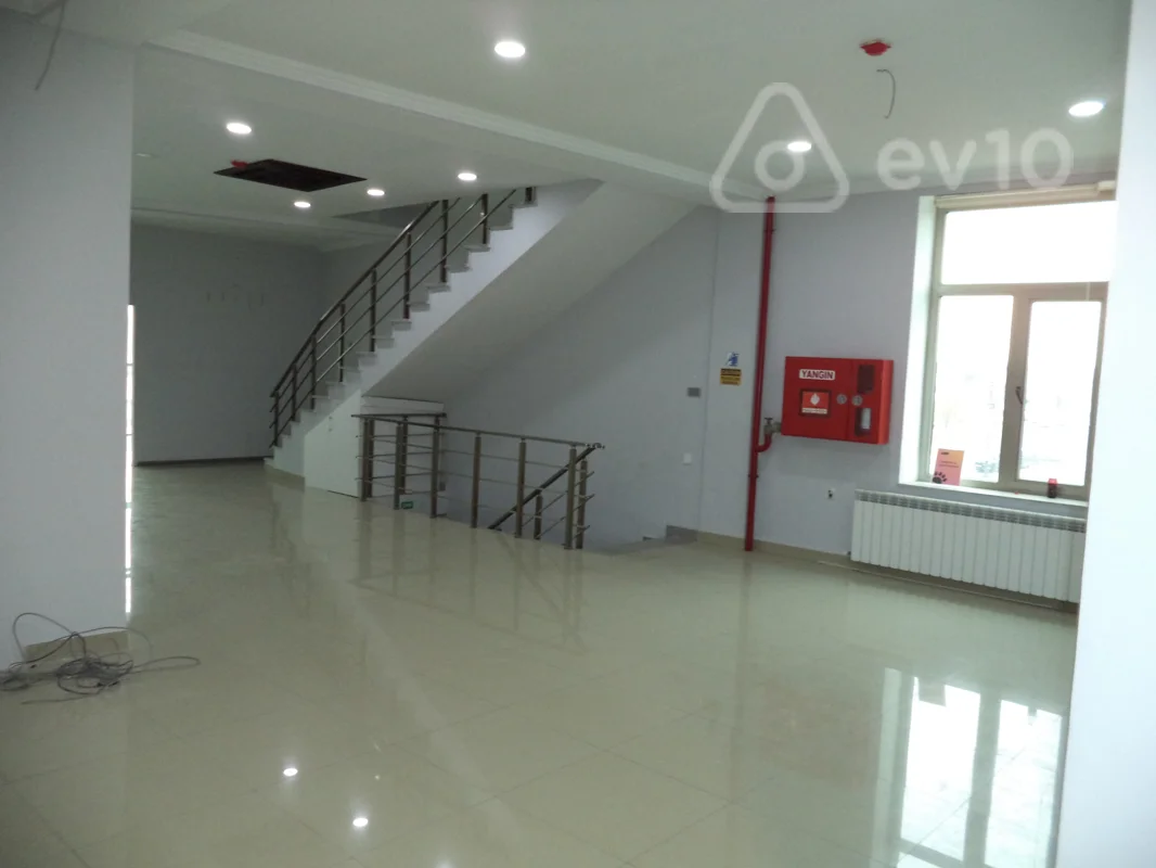 Ofis, 310 m², babek pr 23 — kirayə — Ofis, Bakı (12)