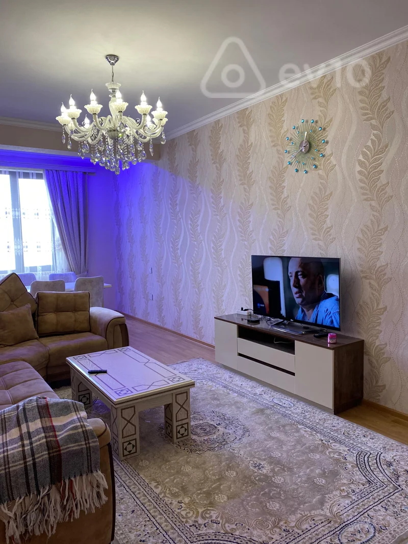 2 otaqlı mənzil, 100 m², Nazim Haciyev küç — kirayə — Bakı