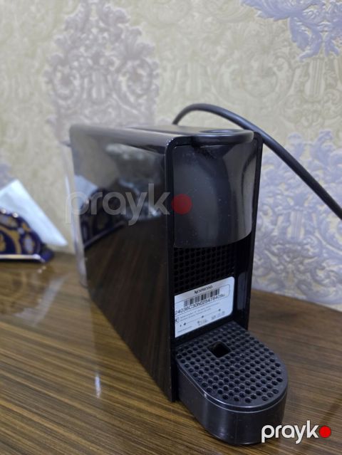 Ideal veziyet Nespresso kapsul qəhvə maşını - Model: Nespresso — Digah