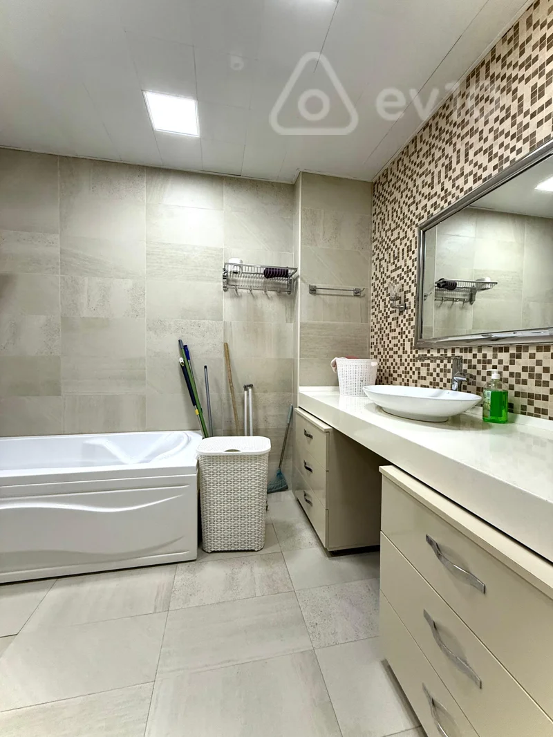 3 otaqlı mənzil, 165 m², Həsən Əliyev — Mənzil, Bakı (3)