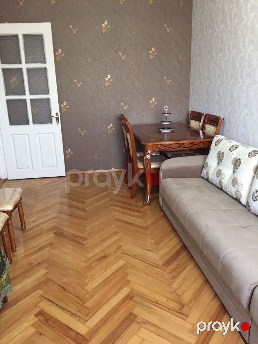 Satılır 2 otaqlı köhnə tikili 65 m² — Mənzil, Bakı (4)
