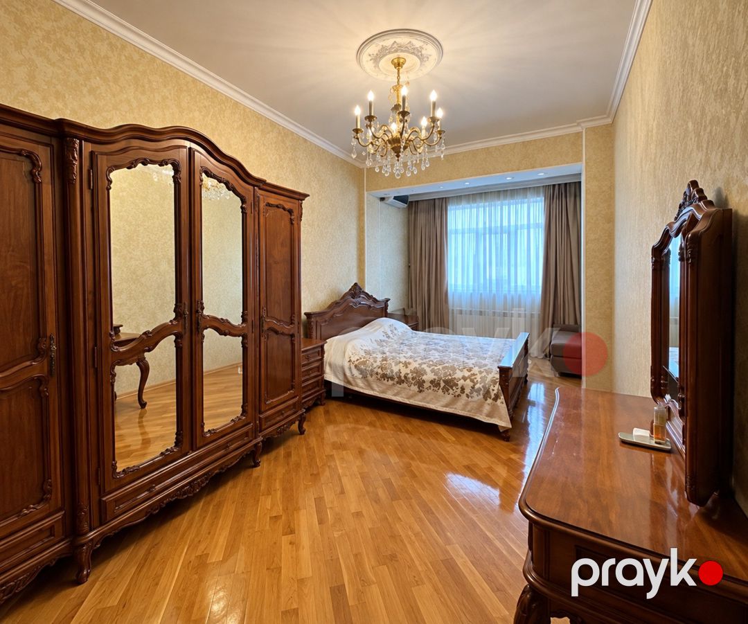Satılır 4 otaqlı yeni tikili 210 m² — Mənzil, Bakı (11)