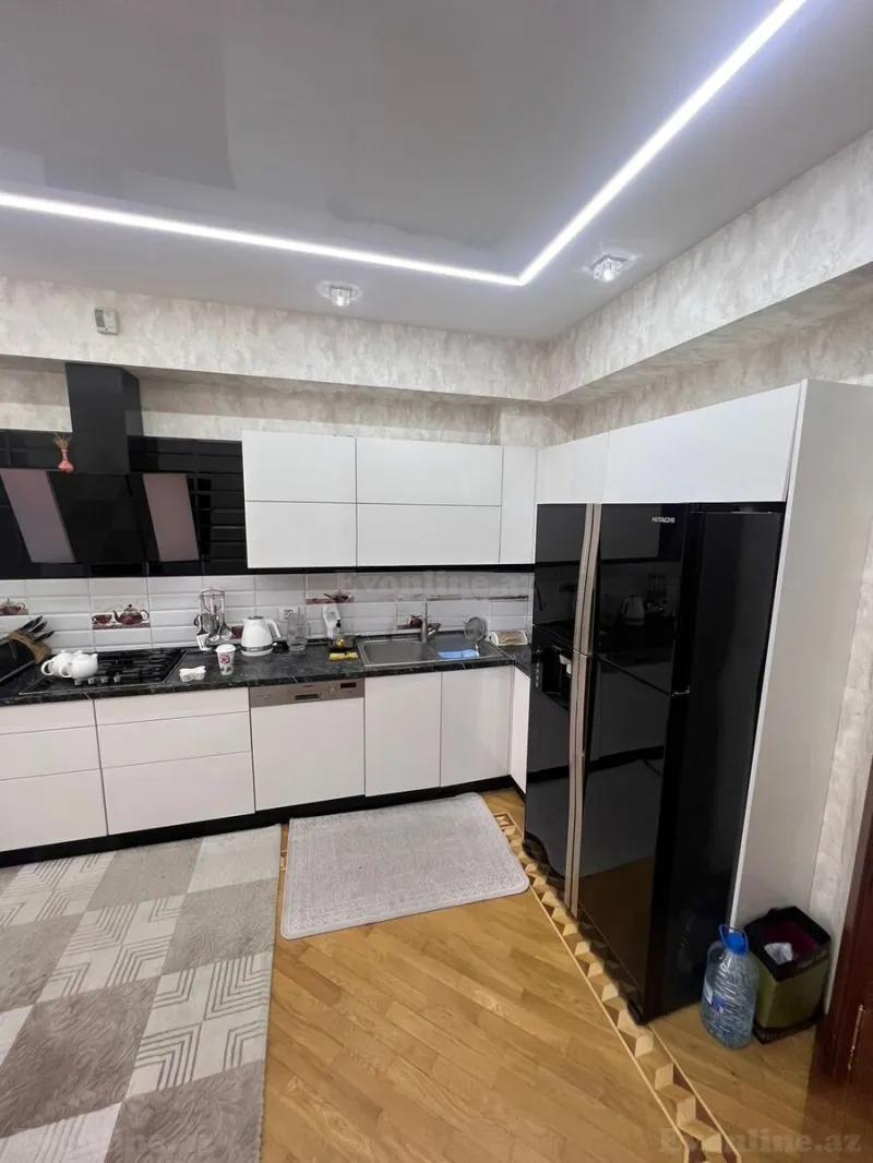 Satılır 4 otaqlı Mənzil Yeni tikili 200 m² Bakı, Nəsimi r., 28 May m — Mənzil, Bakı (5)