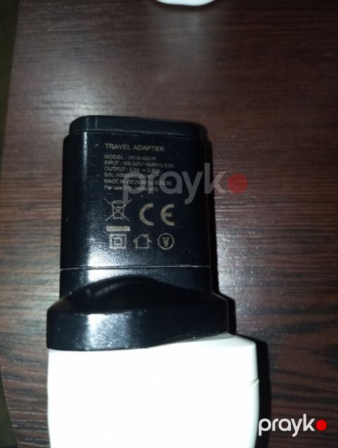 "LG" adapter başlığı — Bakı