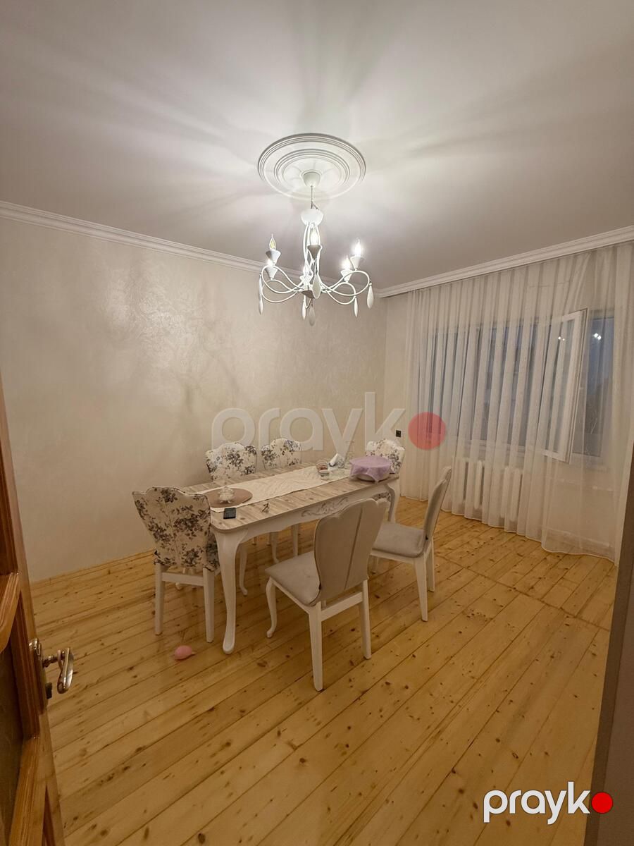 Satılır 5 otaqlı köhnə tikili 115 m² — Mənzil, Bakı (3)