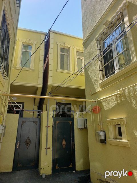 Həyət evi, Xırdalan ş — Xırdalan