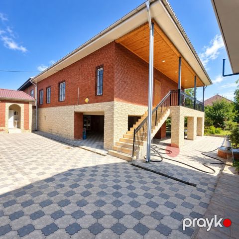 6 otaqlı həyət evi / bağ evi – 320 m² Lənkəran şəhərinin mərkəzində — Lənkəran
