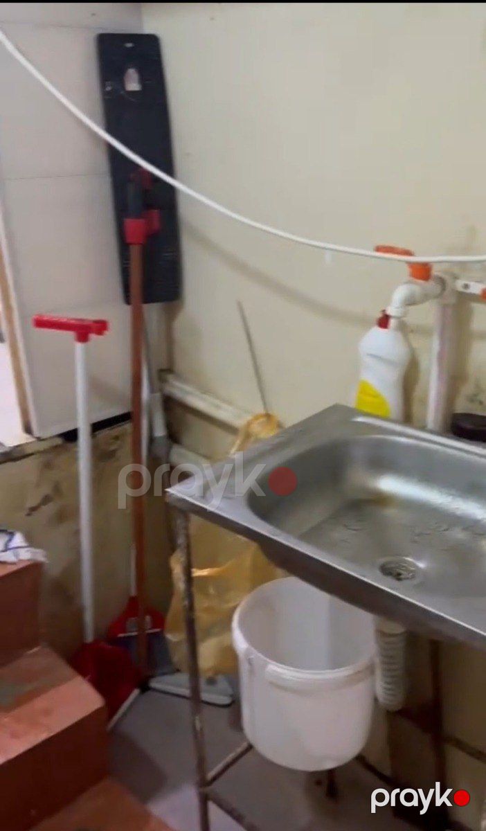 Satılır 2 otaqlı köhnə tikili 40 m² — Mənzil, Bakı (6)
