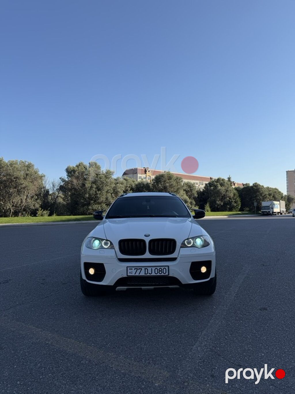 BMW X6 – ağ kuzov, qara interyer Xüsusiyyətlər: - Krossover-kupe — Avtomobillər, Bakı (3)