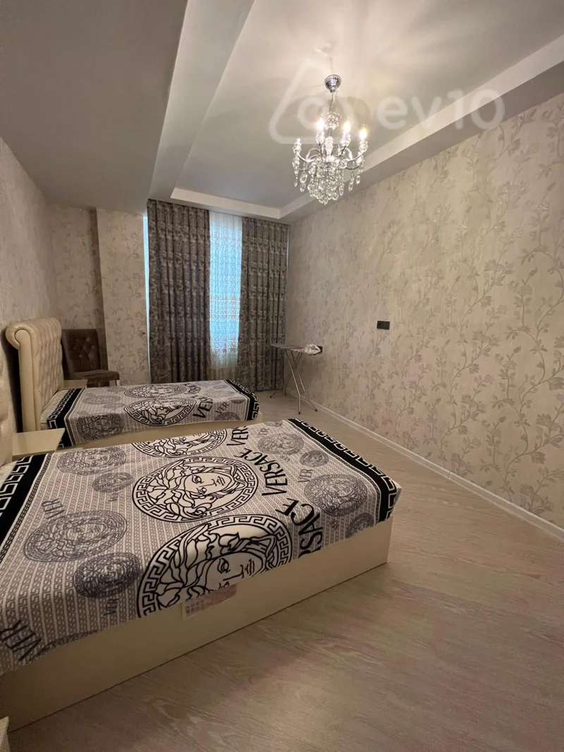 3 otaqlı mənzil, 140 m², Ceyhun Hacıbeyli küç. — kirayə — Mənzil, Bakı (7)