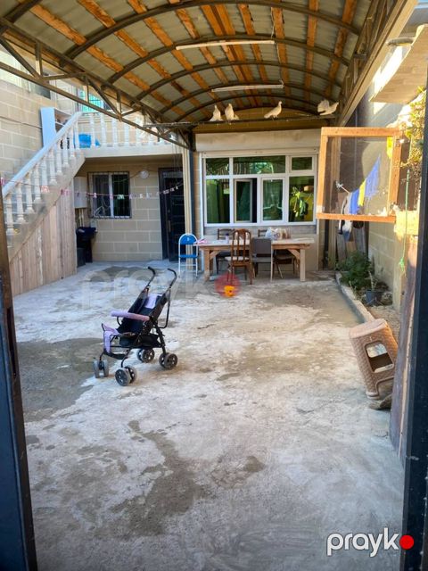 Satılır 5 otaqlı həyət evi/bağ evi 140 m² — Bakı
