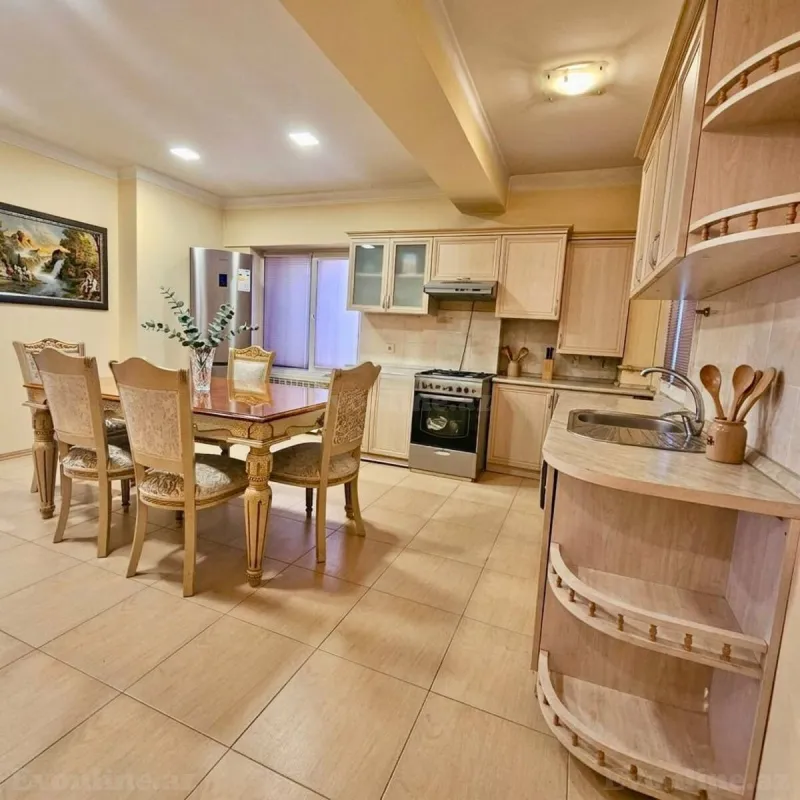 Satılır 2 otaqlı Mənzil Köhnə tikili 60 m² Bakı, Nəsimi r — Mənzil, Bakı (5)