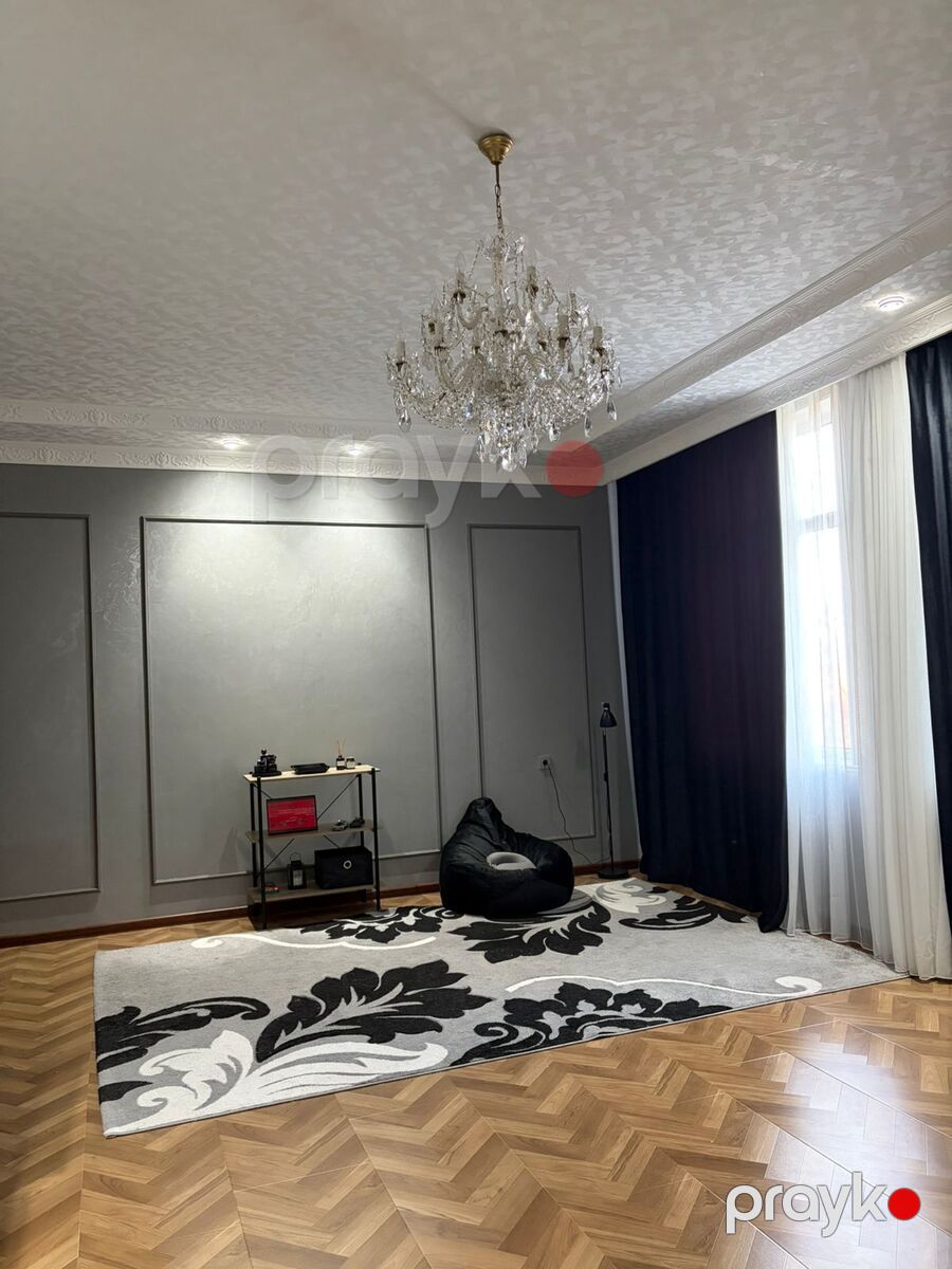 Satılır 6 otaqlı həyət evi/bağ evi 300 m² — Ev, villa, Bakı (5)