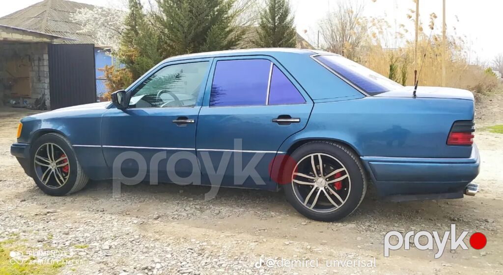 Mercedes-Benz sedan – satılır - Korpus: klassik W124 gövdə, tünd mavi — Avtomobillər, Astara (6)