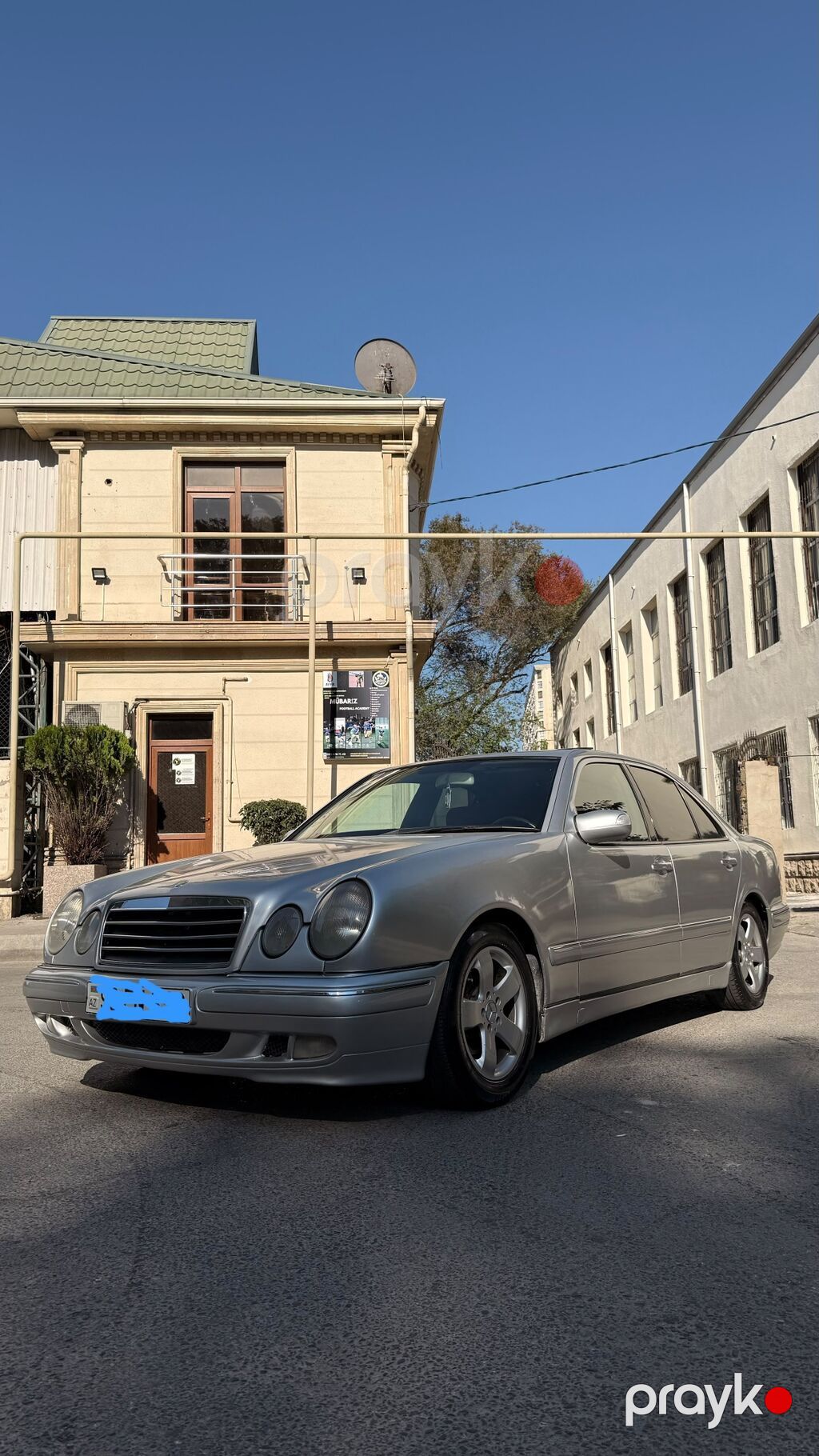 Mercedes-Benz sedan (W210 seriyası) - Kuzov: sedan, gümüşü rəng — Avtomobillər, Bakı (4)