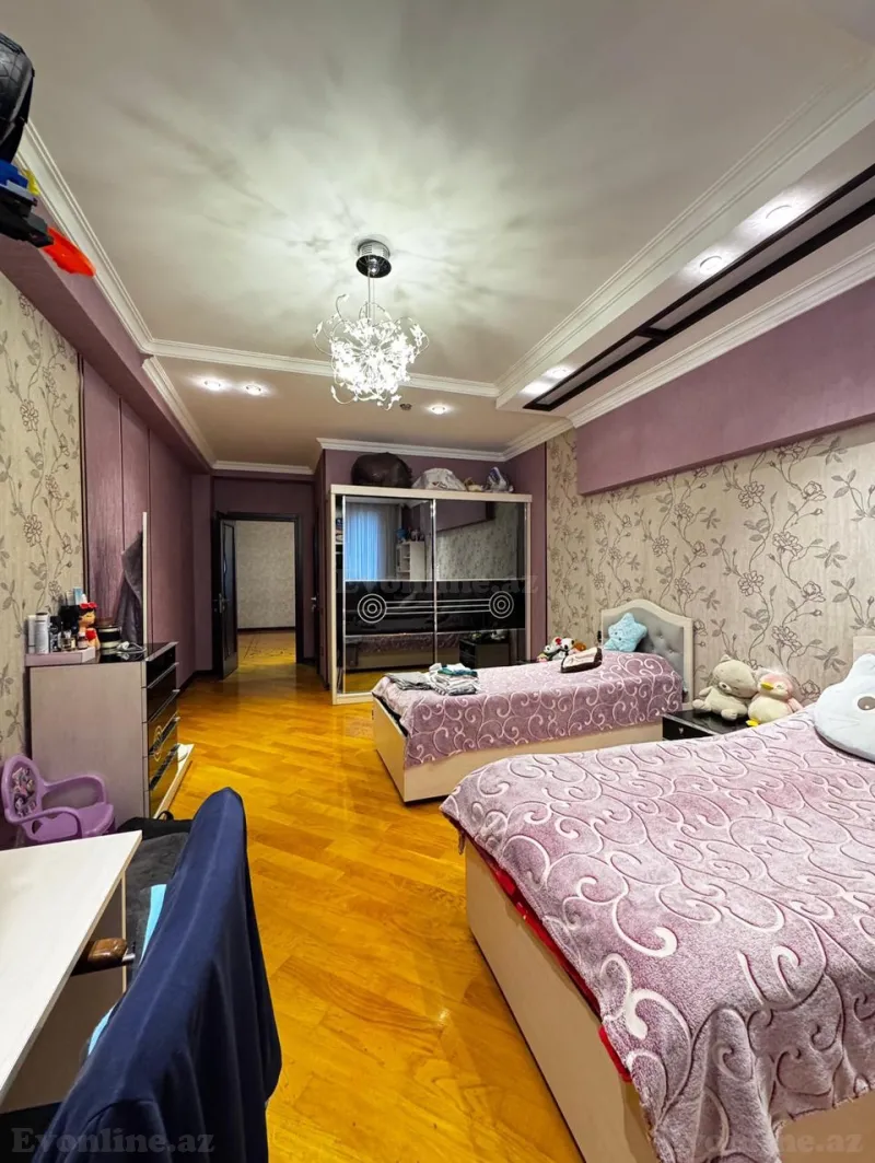 Satılır 5 otaqlı Mənzil Yeni tikili 286 m² Bakı, Nəsimi r., 28 May m — Mənzil, Bakı (8)