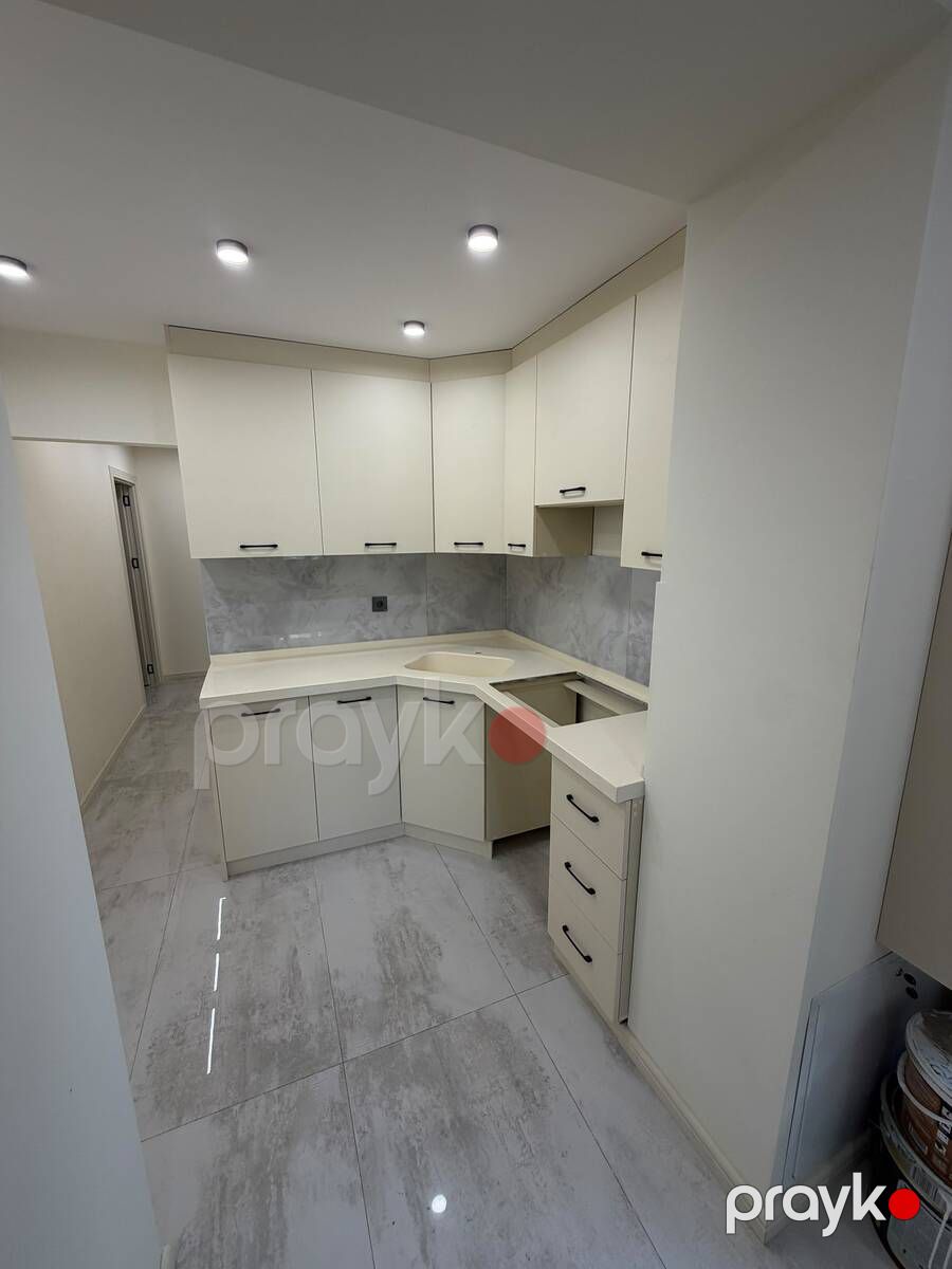 Satılır 3 otaqlı köhnə tikili 62 m² — Mənzil, Bakı (10)