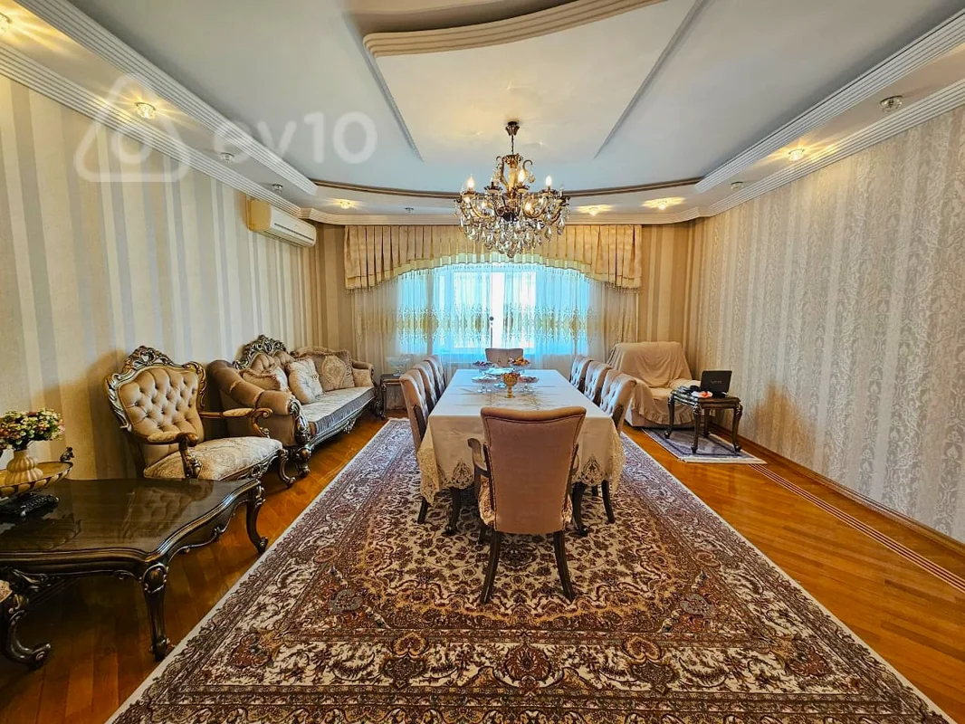 3 otaqlı mənzil, 140 m², Möhsün Sənani küçəsi — Gülər