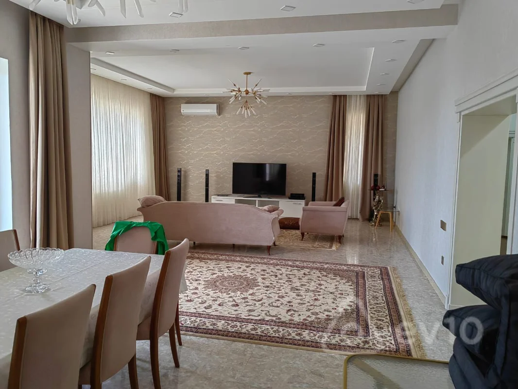 7 otaqlı həyət evi, 650 m², 3 cü Massiv — Ev, villa, Bakı (9)
