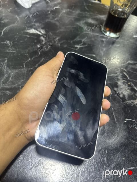 IPhone 13, Ağ, Face ID, Simsiz şarj, Sənədlərlə — Bakı