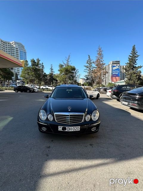 Mercedes E 220, 2.2 L, 2007 il, 413 000 km