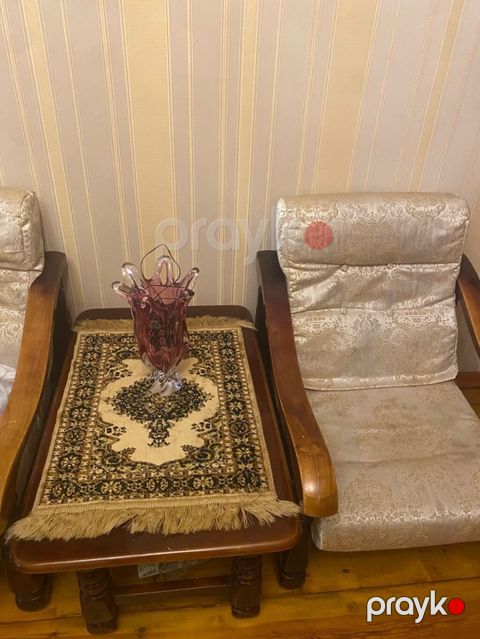 Klassik üslublu oturma dəsti - Tərkibi: 3 yerlik divan, 2 yerlik — Bakı