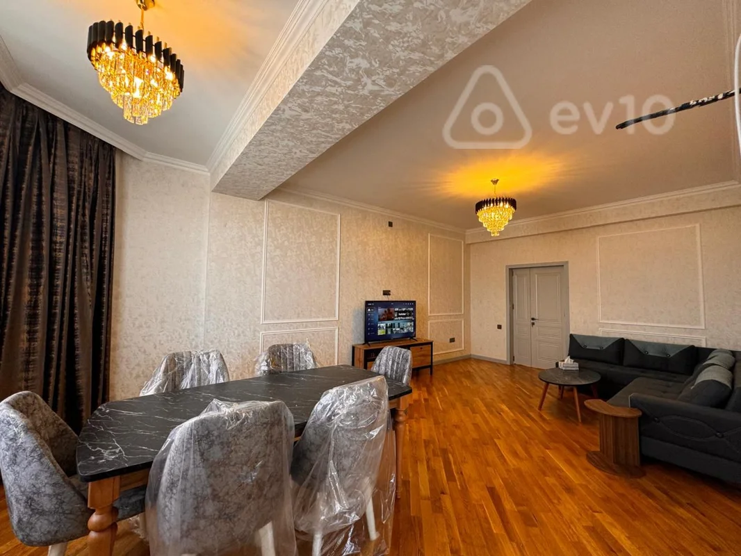 3 otaqlı mənzil, 160 m², Faiq Yusifov — kirayə — Bakı