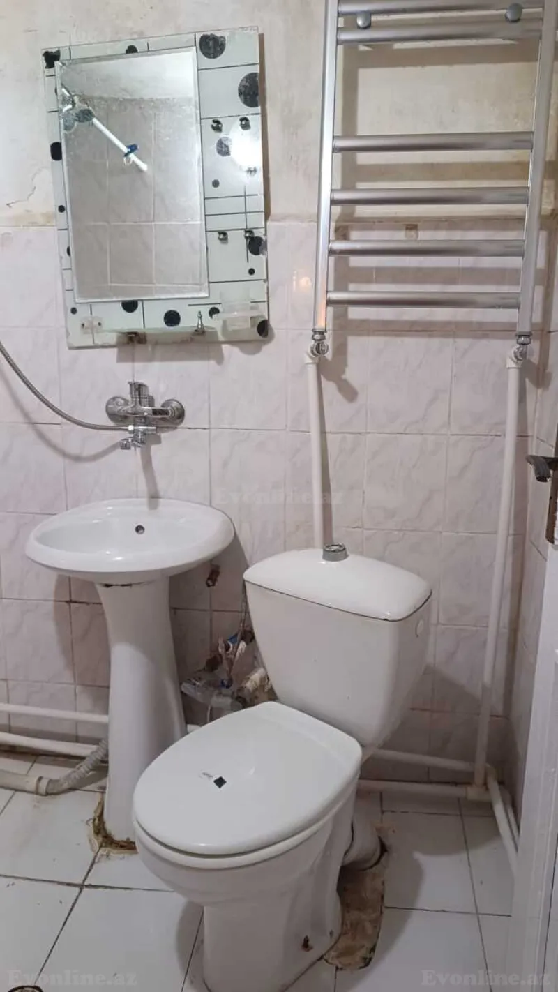 Kirayə verilir 2 otaqlı Mənzil Köhnə tikili 45 m² Bakı, Yasamal r., Elmlər Akademiyası m — Mənzil, Bakı (3)