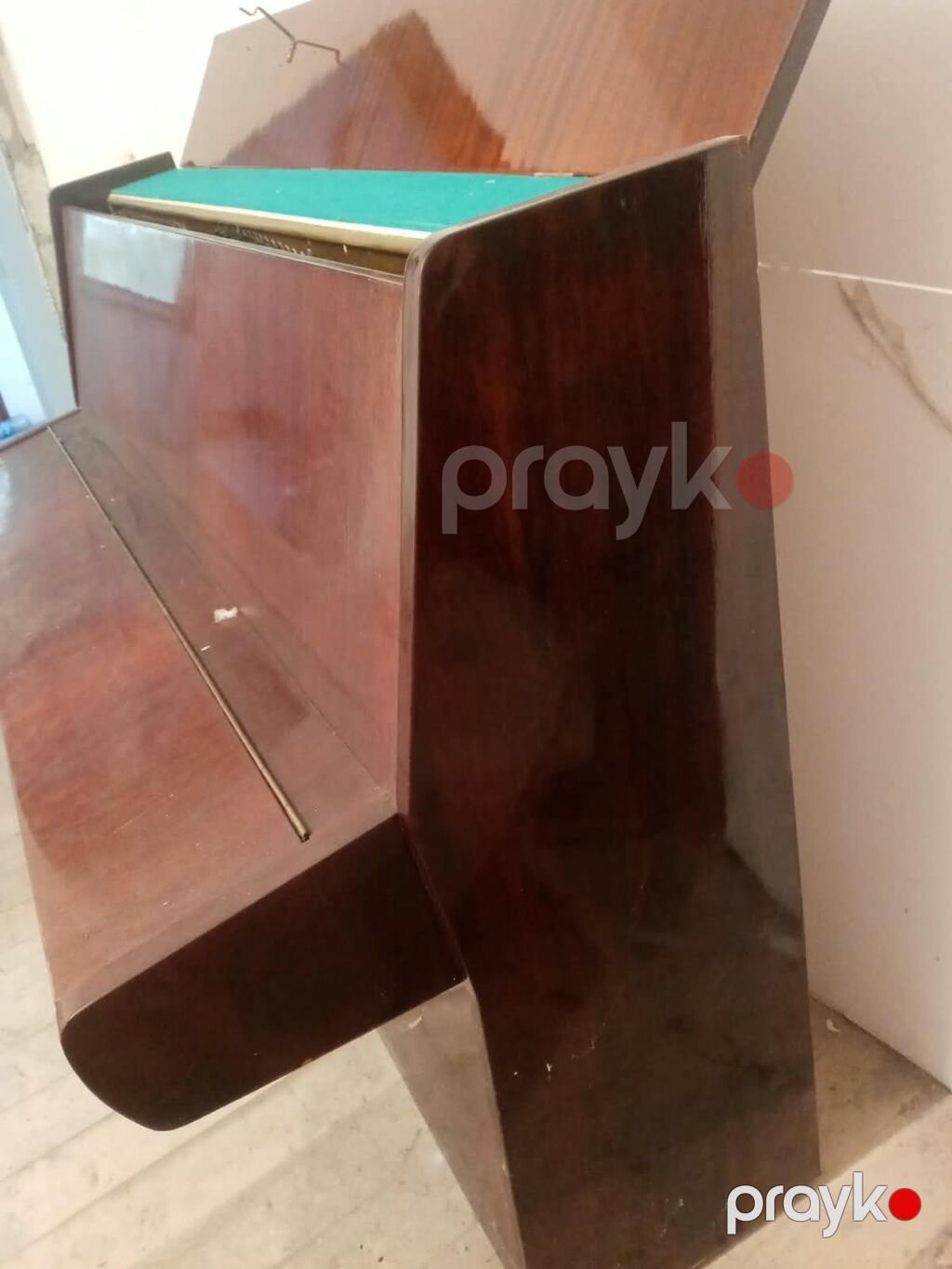 Upright piano – aqaq marka (korpusda loqo görünür) - Korpus: qəhvəyi — Pianino və digər klaviş alətləri, Digah (5)