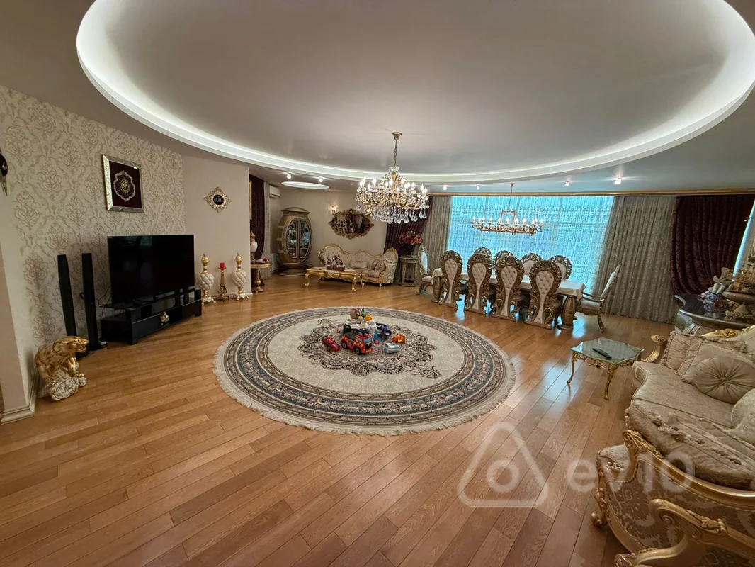 4 otaqlı mənzil, 234 m², Bülbül pr — Bakı