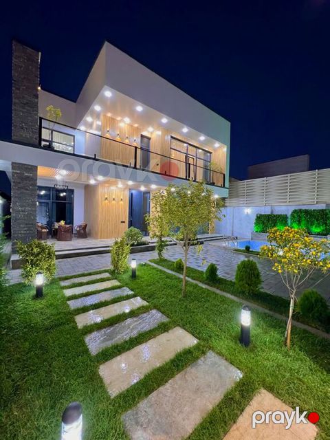 Satılır 4 otaqlı həyət evi/bağ evi 300 m² — Bakı