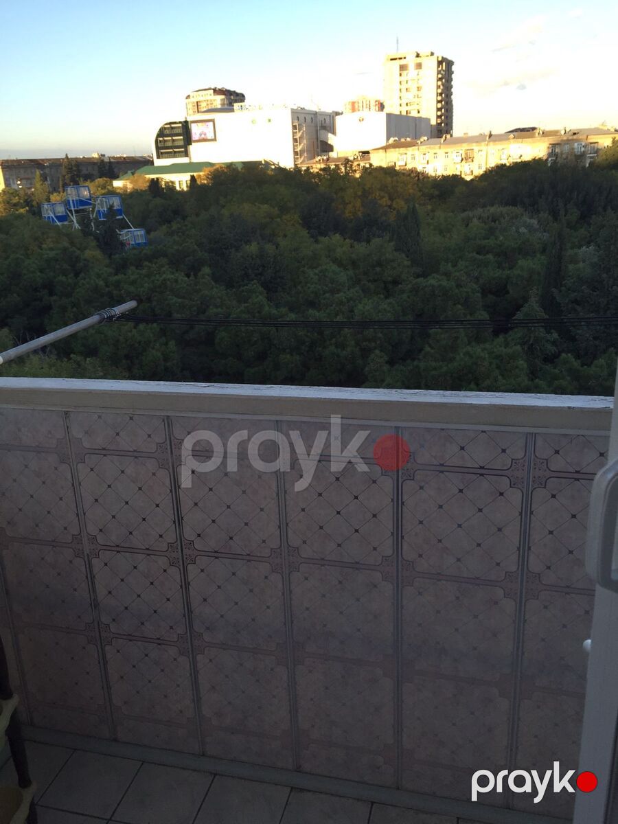 Satılır 2 otaqlı köhnə tikili 65 m² — Mənzil, Bakı (11)