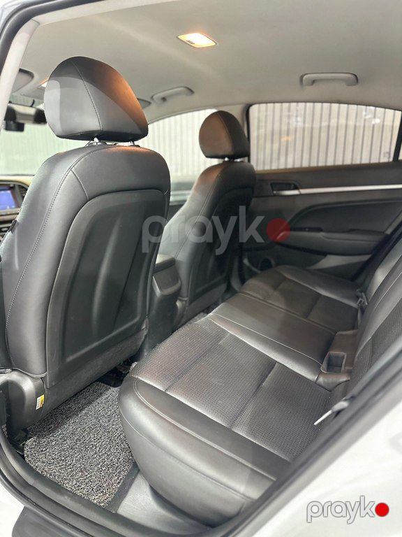 Hyundai Avante, 1.6 L, 2016 il, 164 000 km — Avtomobillər, Sumqayıt (12)