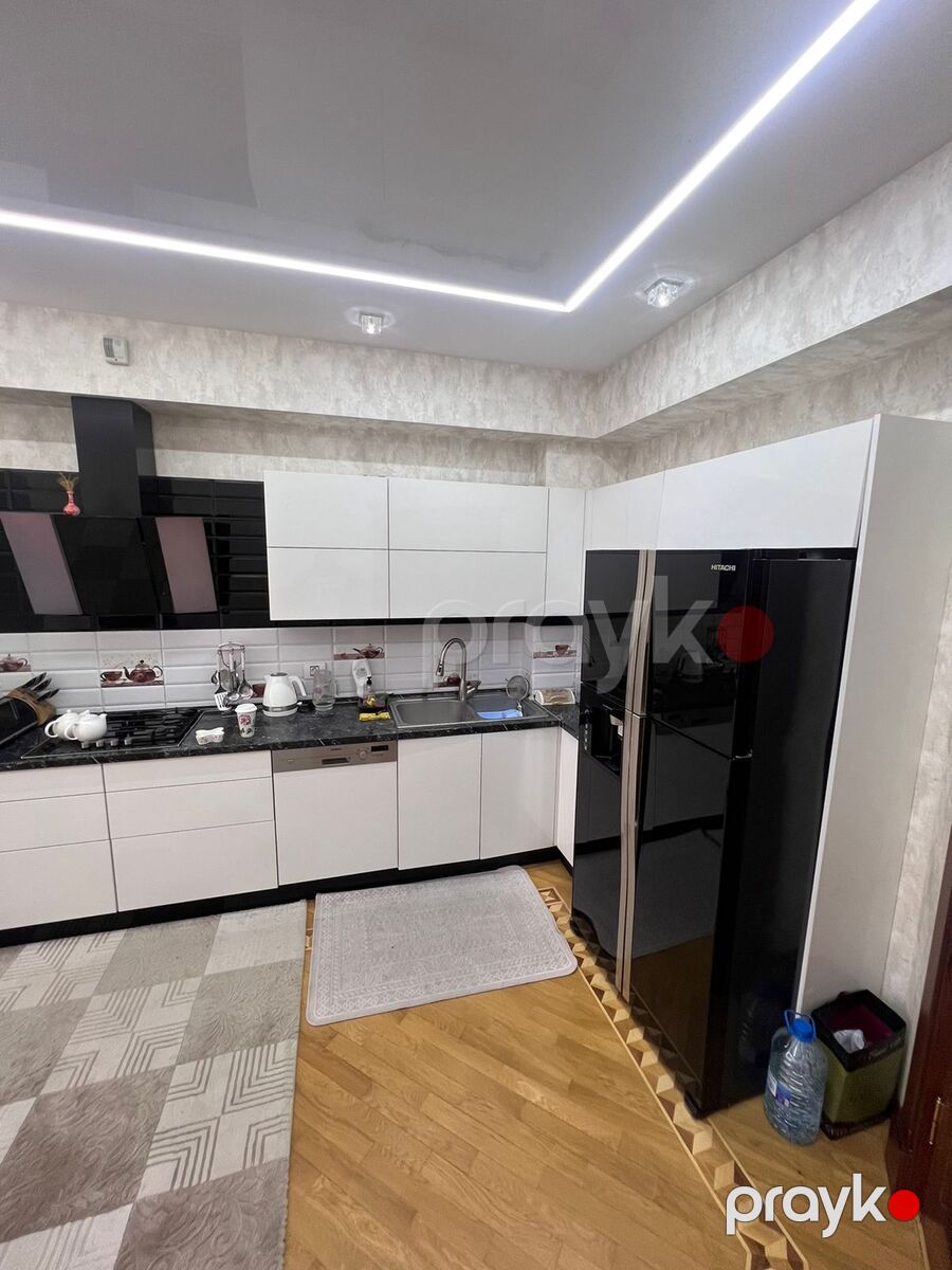 Satılır 4 otaqlı yeni tikili 200 m² — Mənzil, Bakı (5)